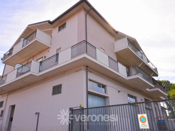 Appartamento su due livelli con garage doppio